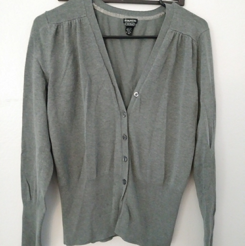 ⚡SALE⚡ Grey button down sweater top